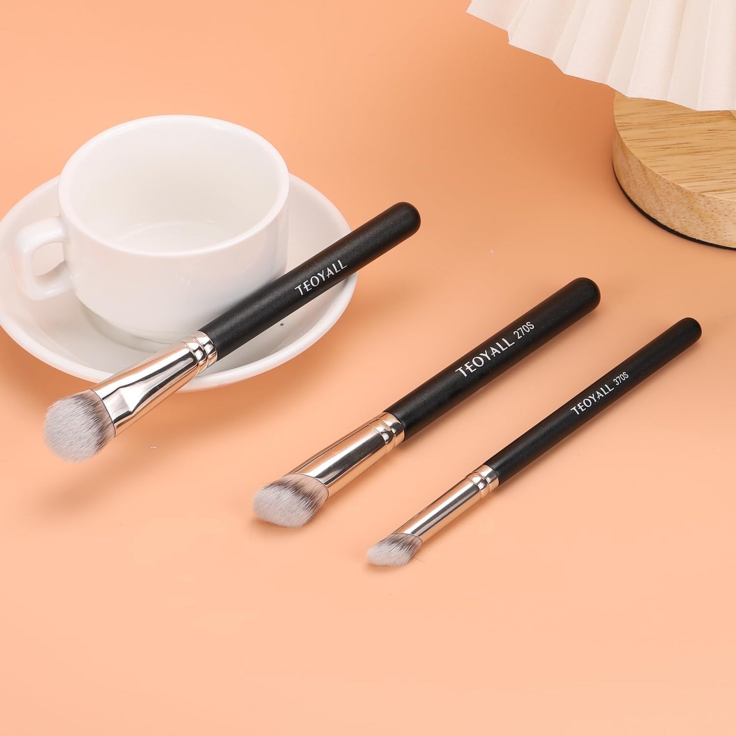 Contour Conceal Brush Set, 3PCS Angled Synthetic under Eye Concealer Brush for Blending Setting Buffing with Liquid, Cream and Powder Cosmetic